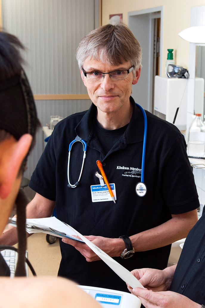 Dr. med. Bernd Langenstein am Klinikum Nürnberg im Interview zum cosinuss° One.